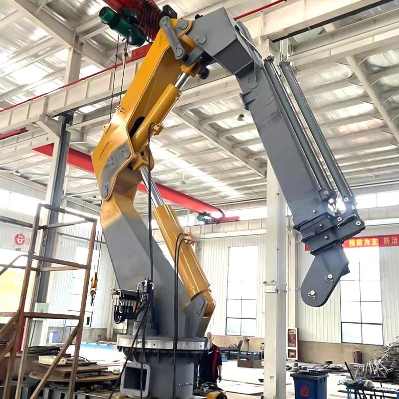 Compact Deck Cranes